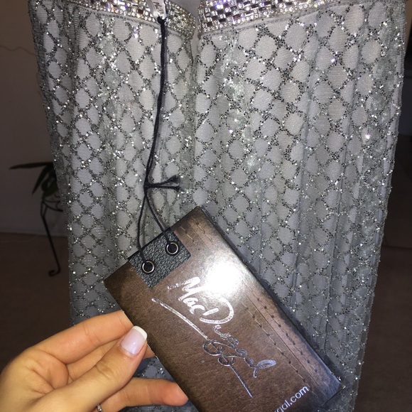 Evening gown - Picture 5 of 6